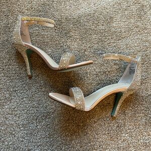 Betsey Johnson Jeweled Metallic Champagne Ankle Strap Stiletto Sandals Size 7M